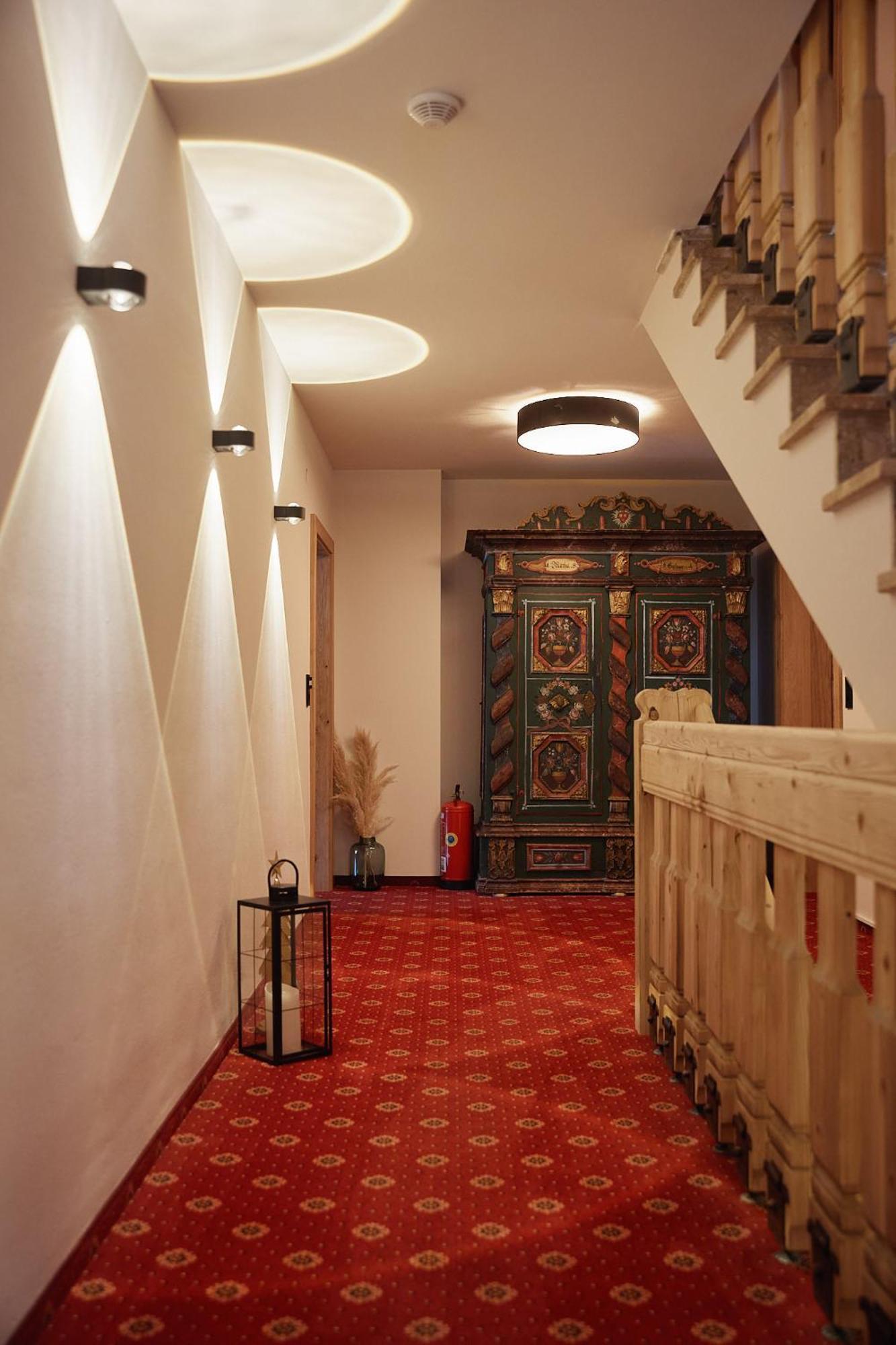 Gasthof Schuetthof Neukirchen am Grossvenediger Luaran gambar